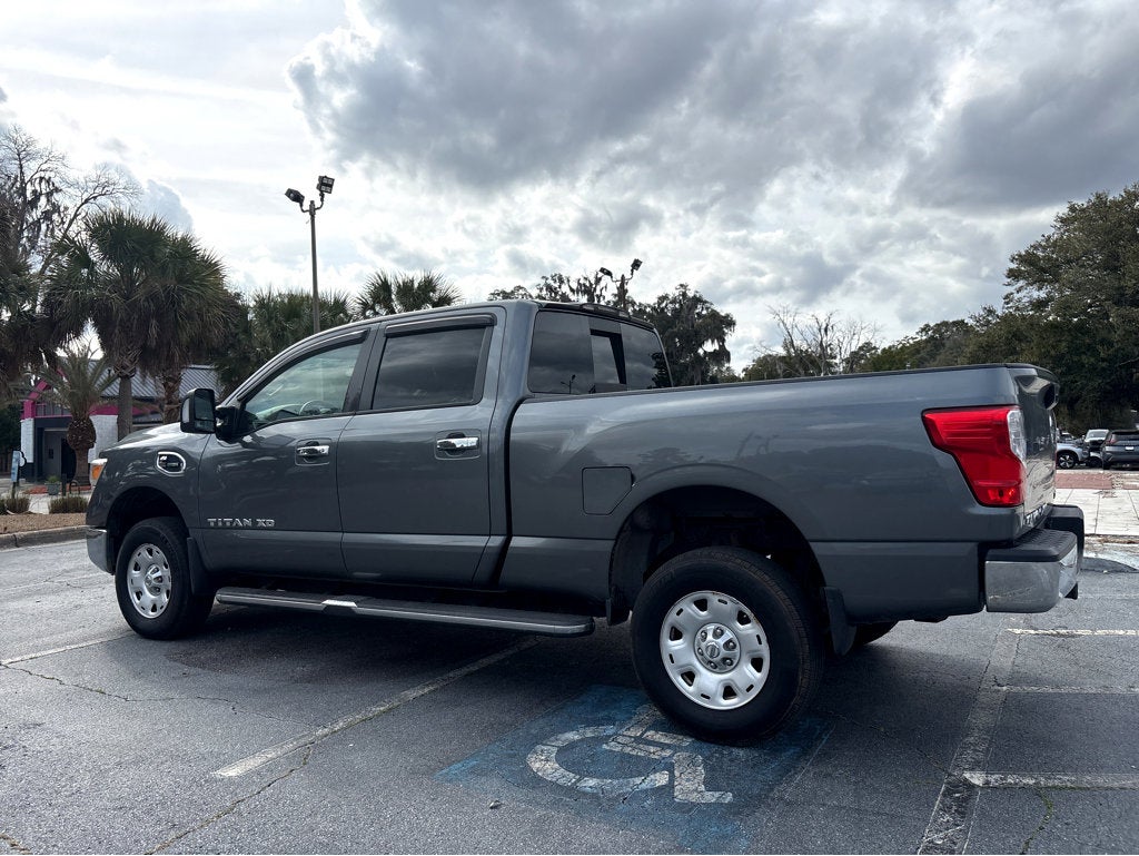 2017 Nissan Titan XD SV