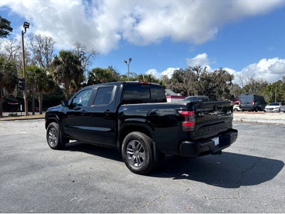 2025 Nissan Frontier SV