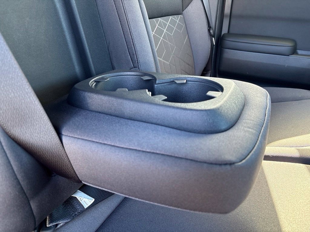 2027 Nissan Frontier Crew Cab SV