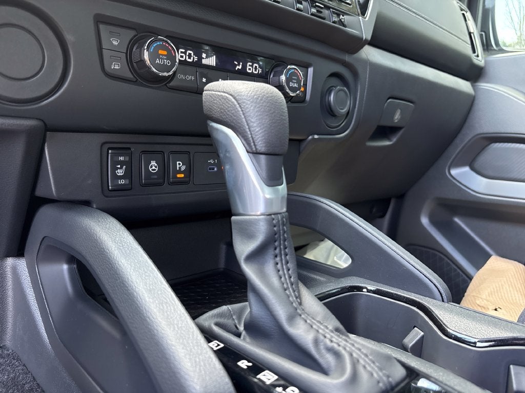 2027 Nissan Frontier Crew Cab SV