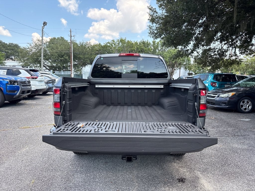 2027 Nissan Frontier Crew Cab SV