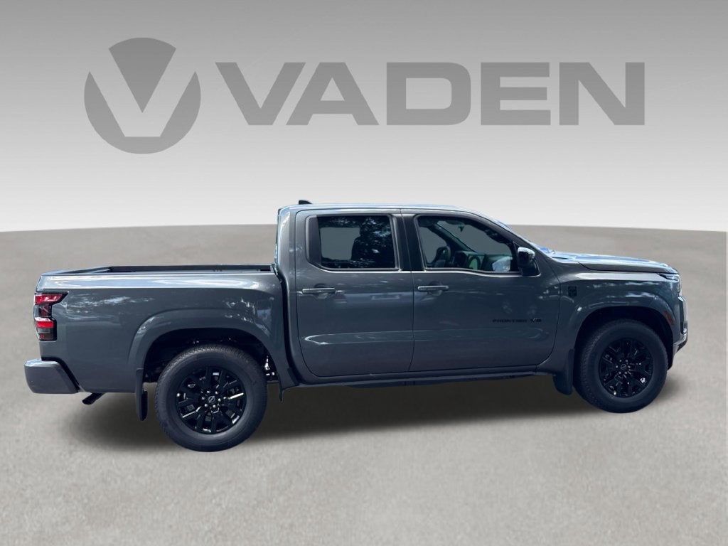 2027 Nissan Frontier Crew Cab SV