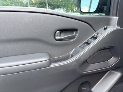 2027 Nissan Frontier Crew Cab SV