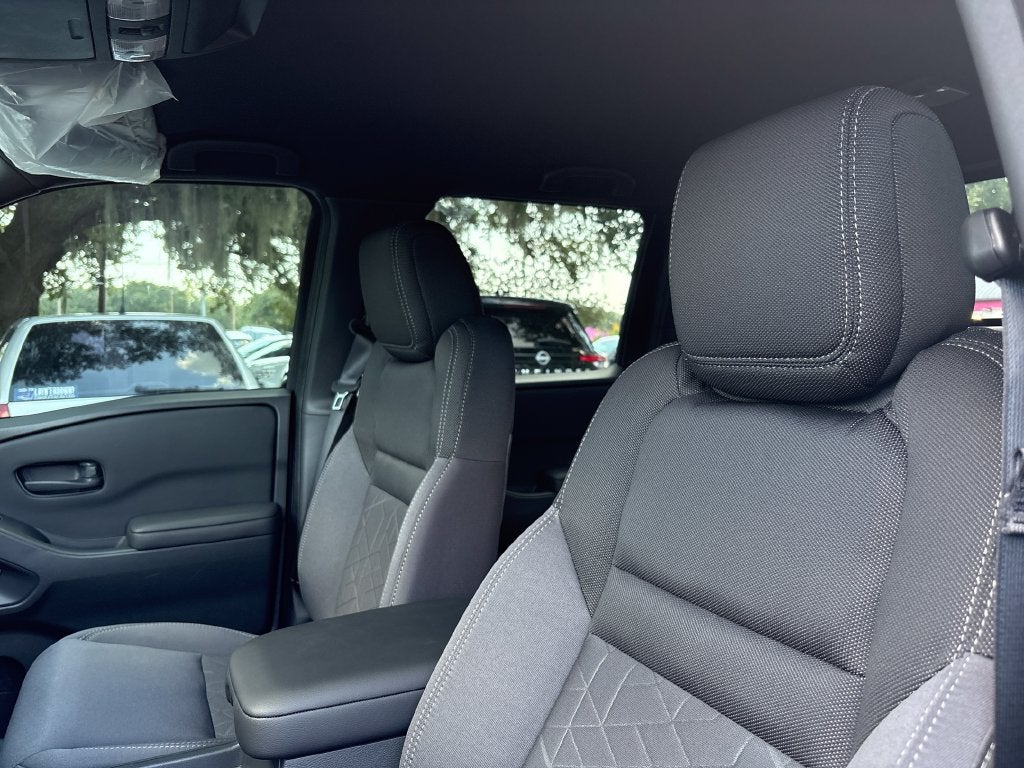 2027 Nissan Frontier Crew Cab SV