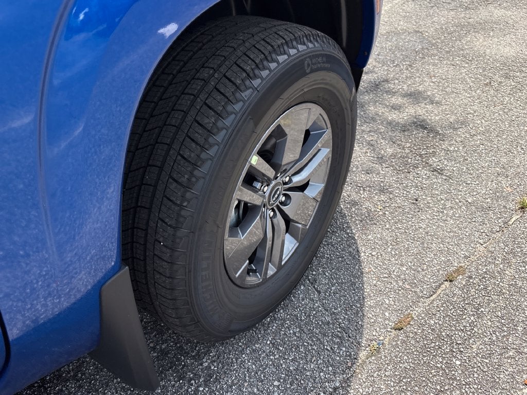 2027 Nissan Frontier Crew Cab SV