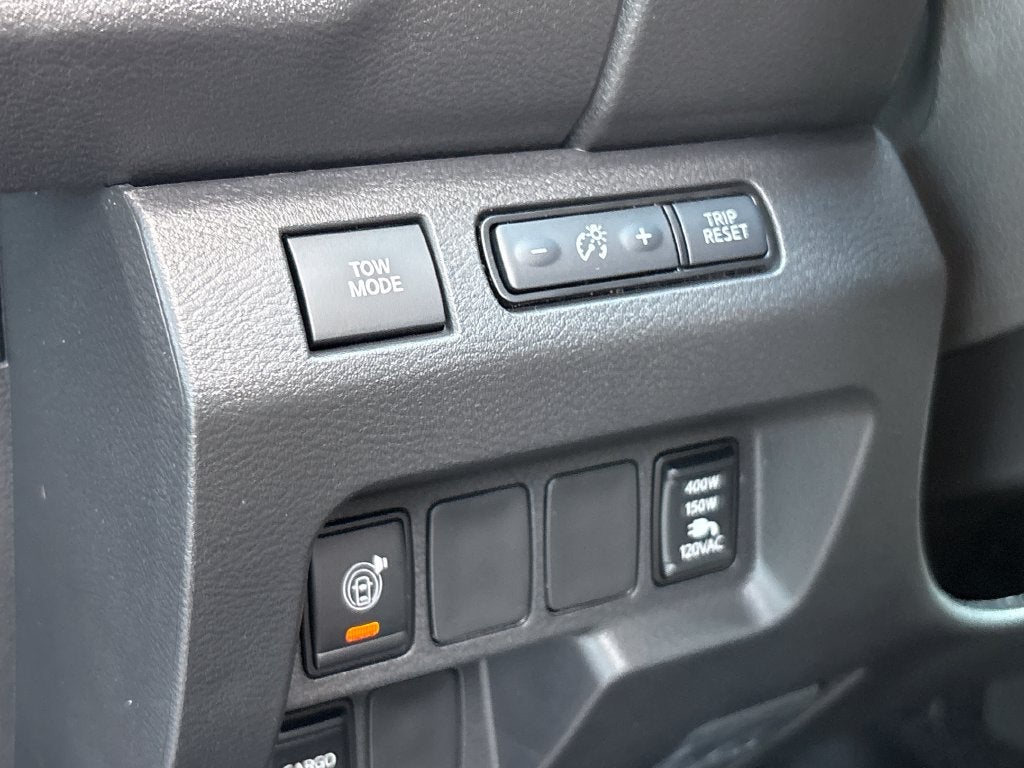 2027 Nissan Frontier Crew Cab SV
