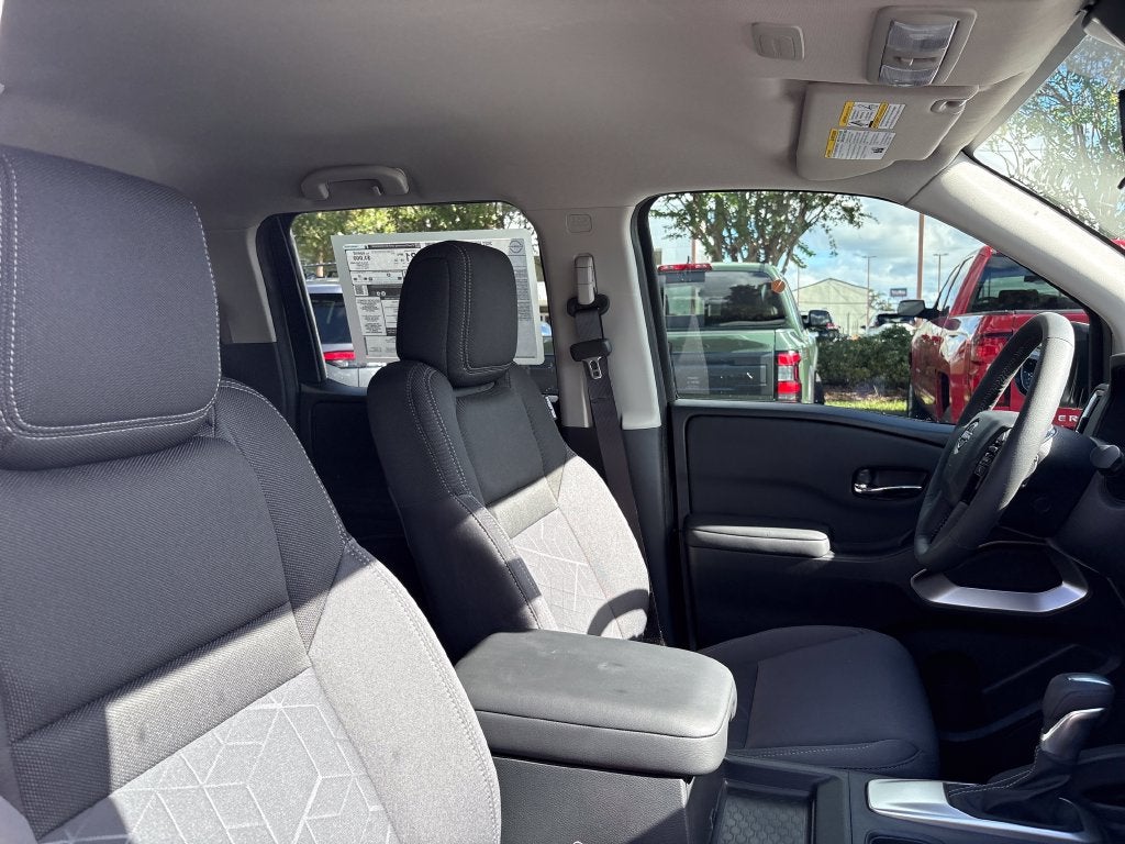 2027 Nissan Frontier Crew Cab SV