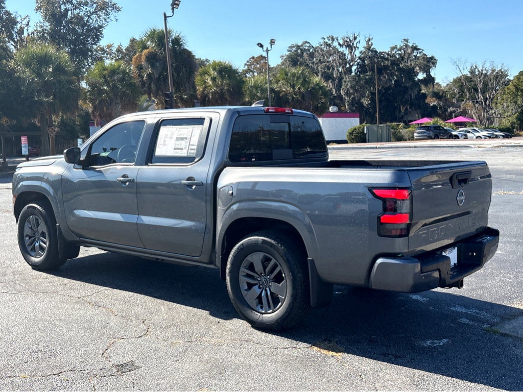 2026 Nissan Frontier Crew Cab SV