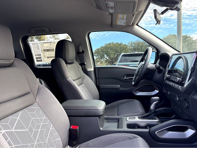 2026 Nissan Frontier Crew Cab SV