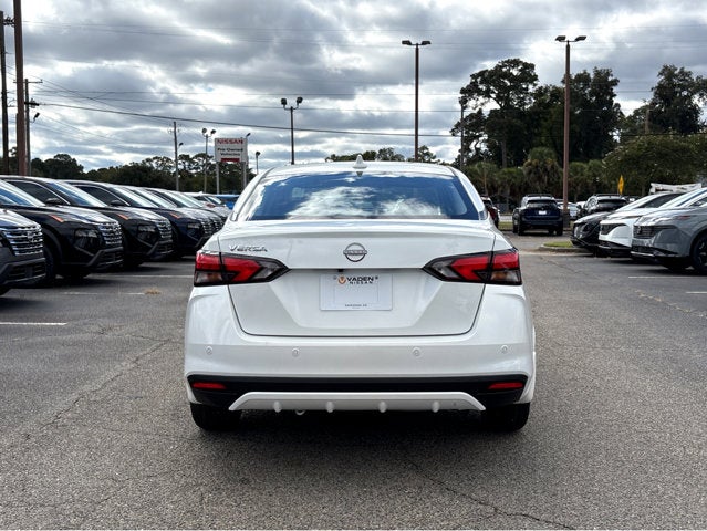 2025 Nissan Versa SV