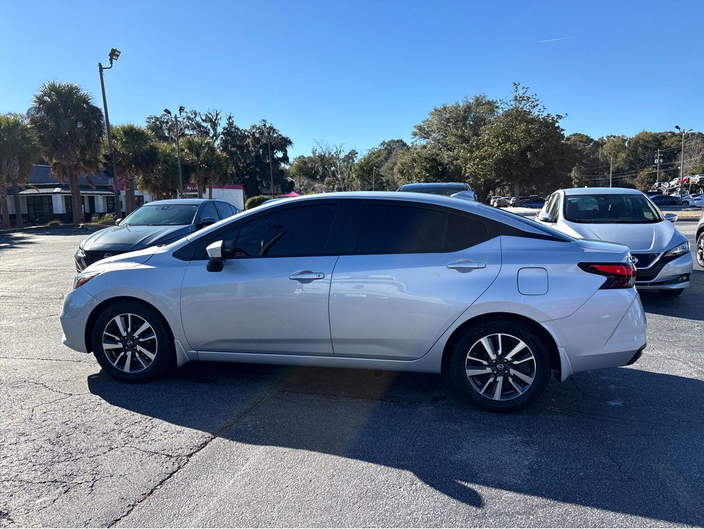 2022 Nissan Versa SV