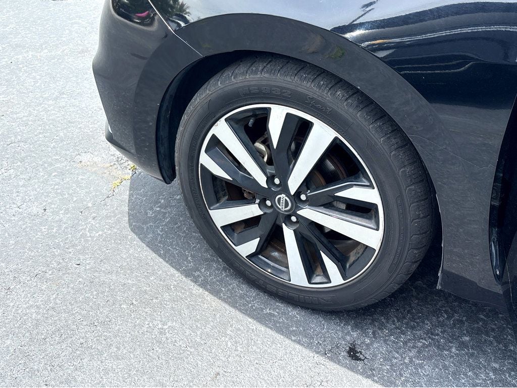2022 Nissan Versa 1.6 SR