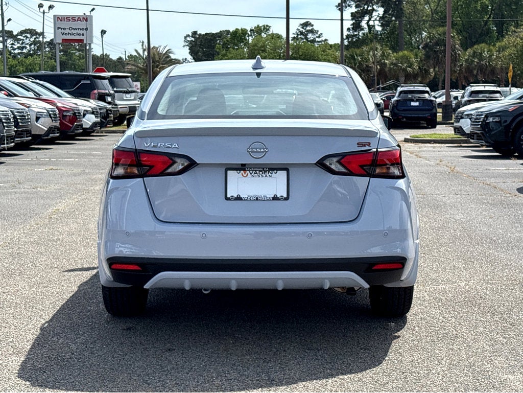 2025 Nissan Versa SR