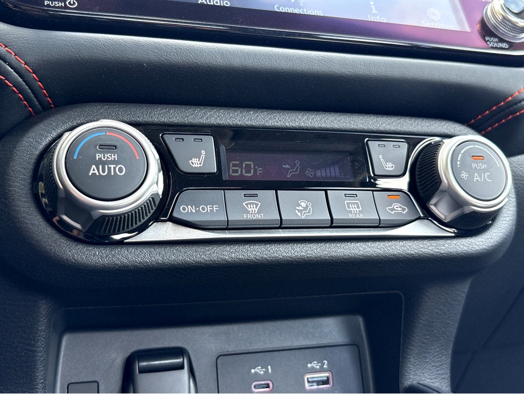 2025 Nissan Versa SR