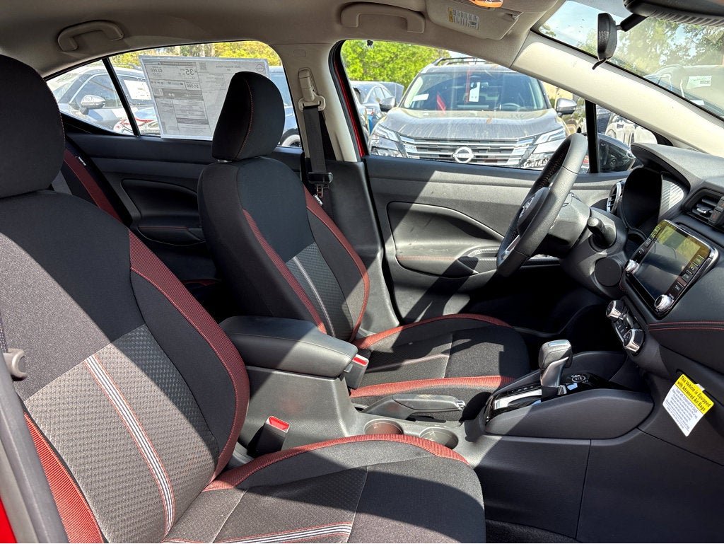 2025 Nissan Versa SR