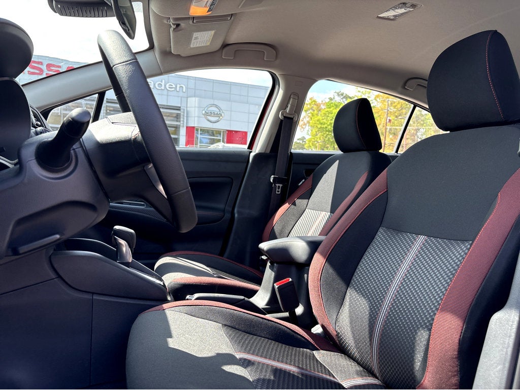 2025 Nissan Versa SR