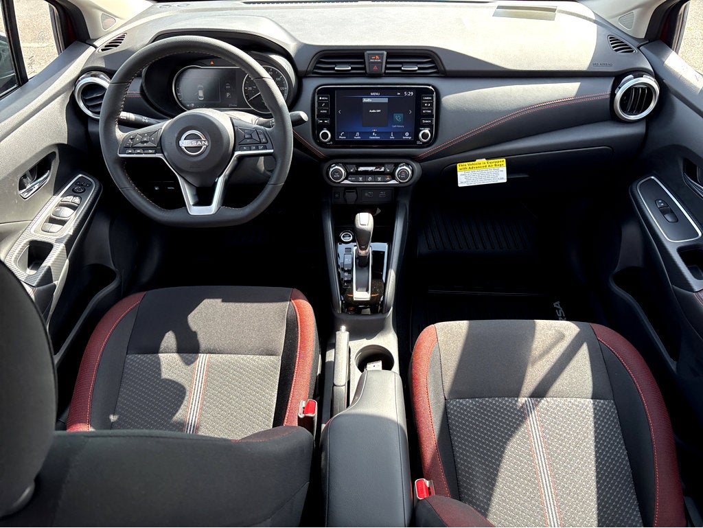 2025 Nissan Versa SR