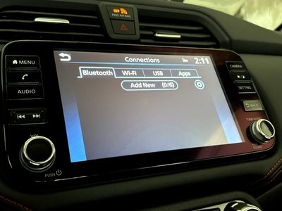 2025 Nissan Versa SR