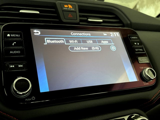 2025 Nissan Versa SR