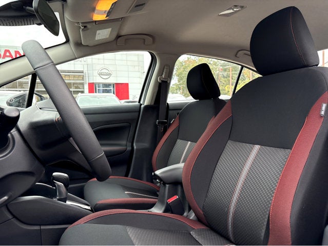 2025 Nissan Versa SR