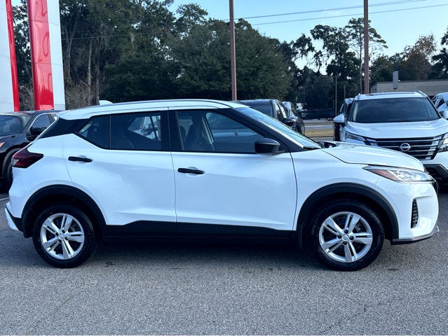 2025 Nissan Kicks Play S