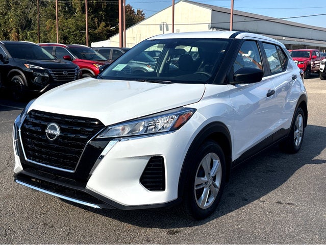 2025 Nissan Kicks Play S