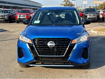 2025 Nissan Kicks Play S