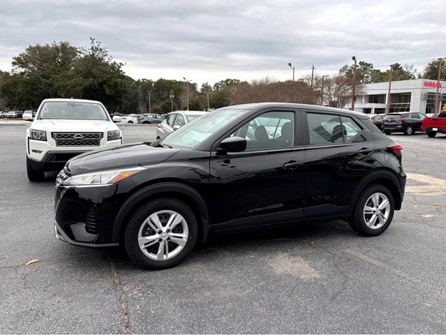 2024 Nissan Kicks S