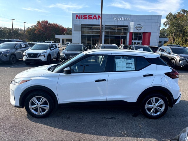 2025 Nissan Kicks Play S