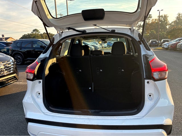 2025 Nissan Kicks Play S