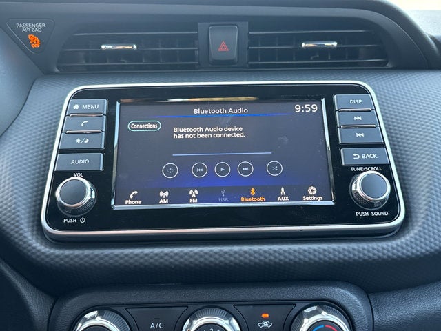 2025 Nissan Kicks Play S