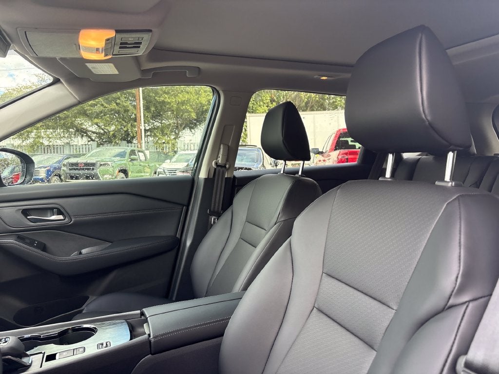 2027 Nissan Rogue Dark Armor™