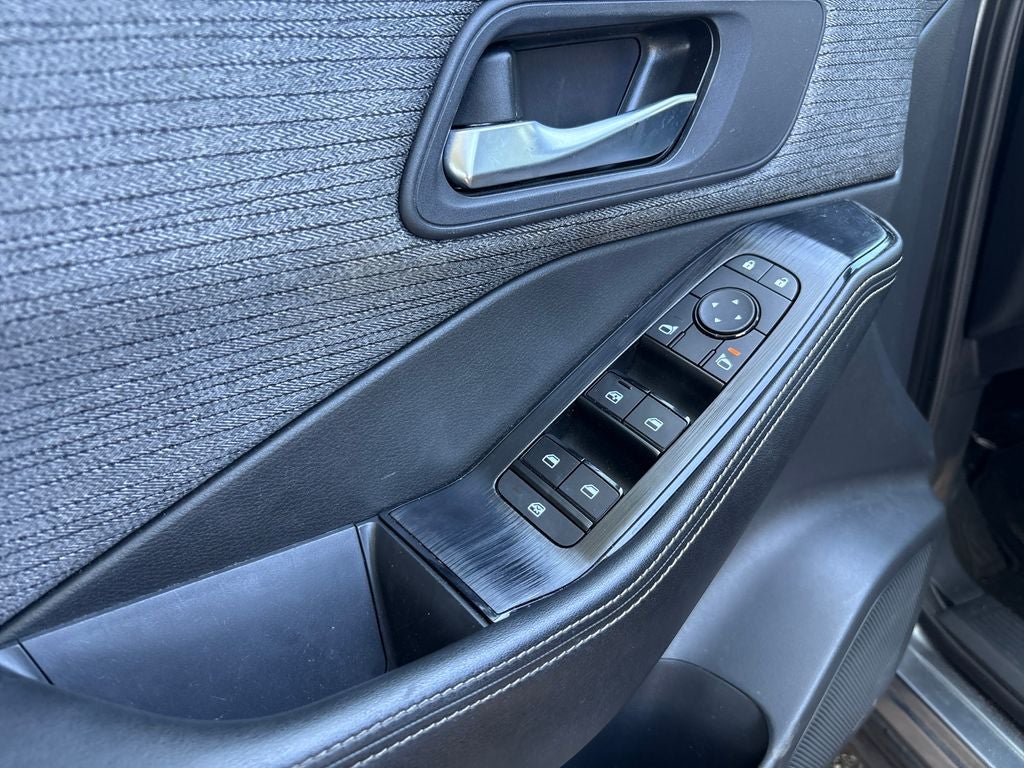 2022 Nissan Rogue SV - Photo 11