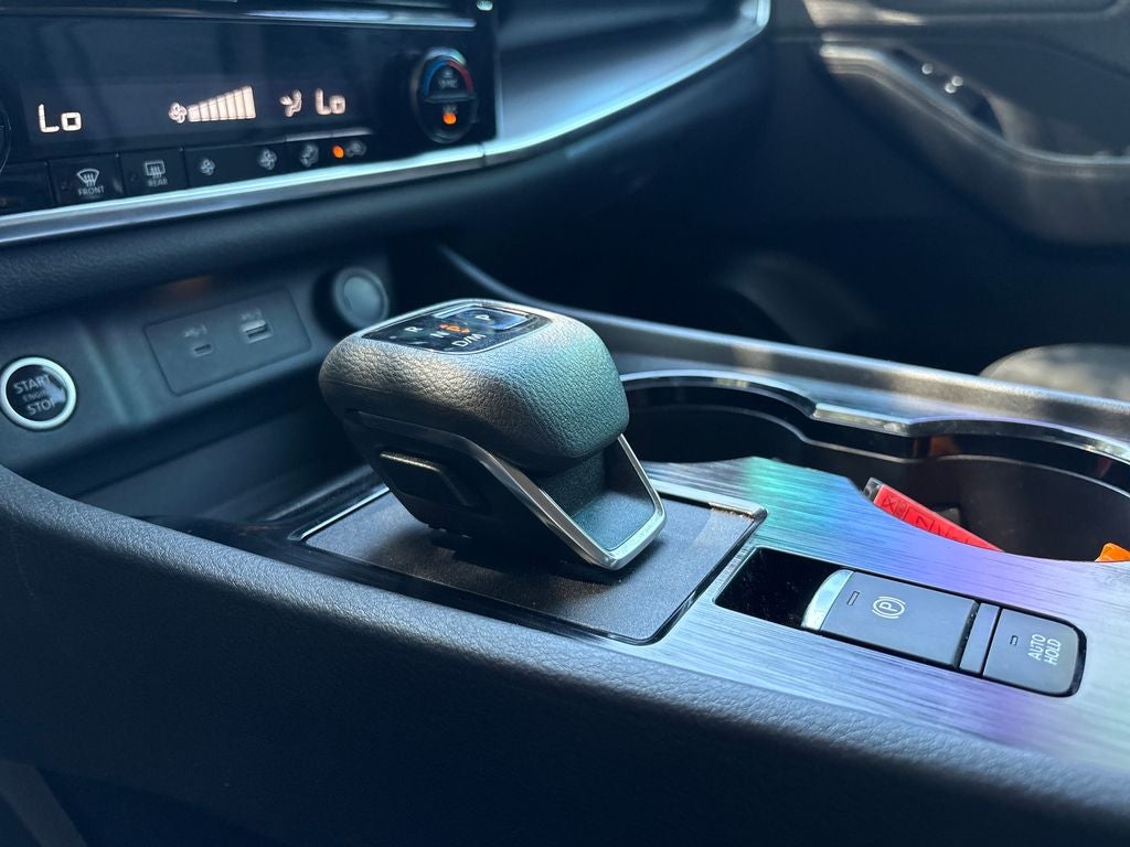 2022 Nissan Rogue SV - Photo 18