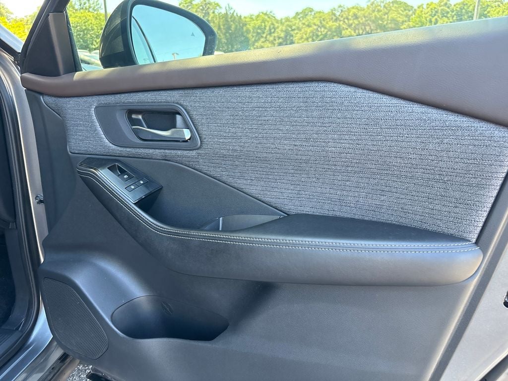 2022 Nissan Rogue SV - Photo 27