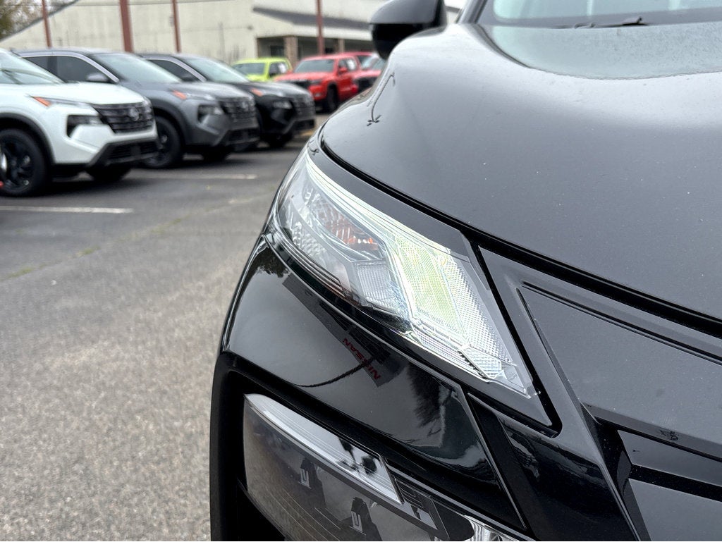 2026 Nissan Rogue Rock Creek®