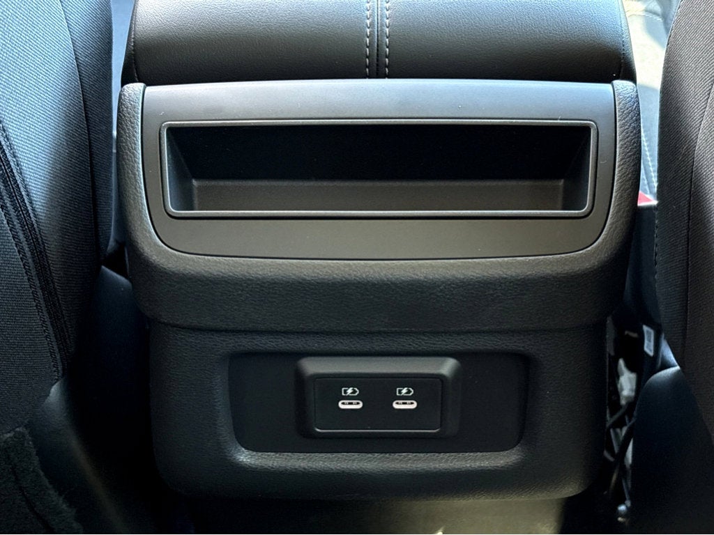 2026 Nissan Pathfinder S