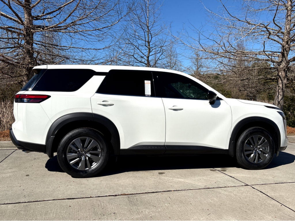 2026 Nissan Pathfinder S