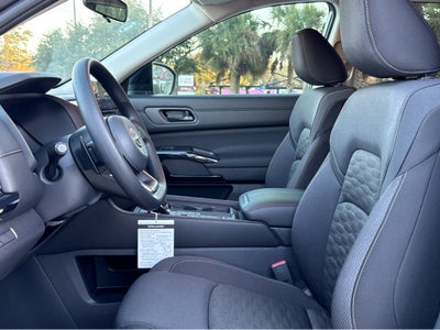 2026 Nissan Pathfinder S