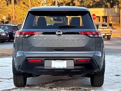 2026 Nissan Pathfinder S