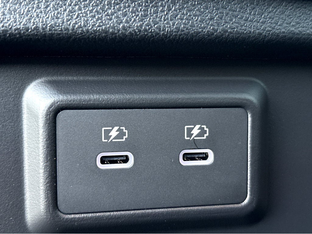 2026 Nissan Pathfinder S