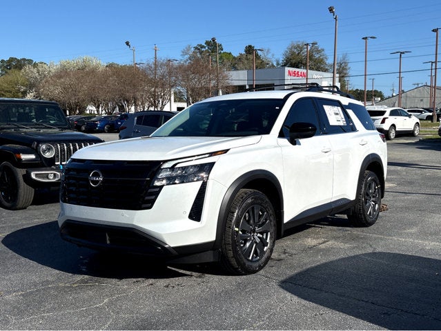 2026 Nissan Pathfinder SV
