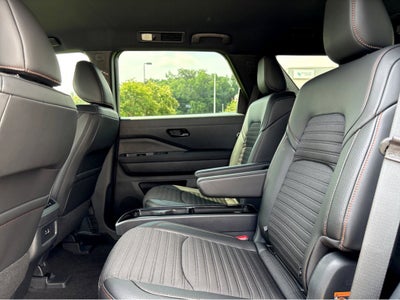 2026 Nissan Pathfinder Rock Creek®