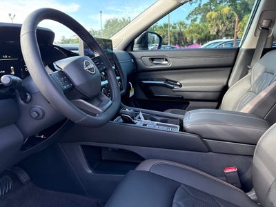 2026 Nissan Pathfinder Platinum