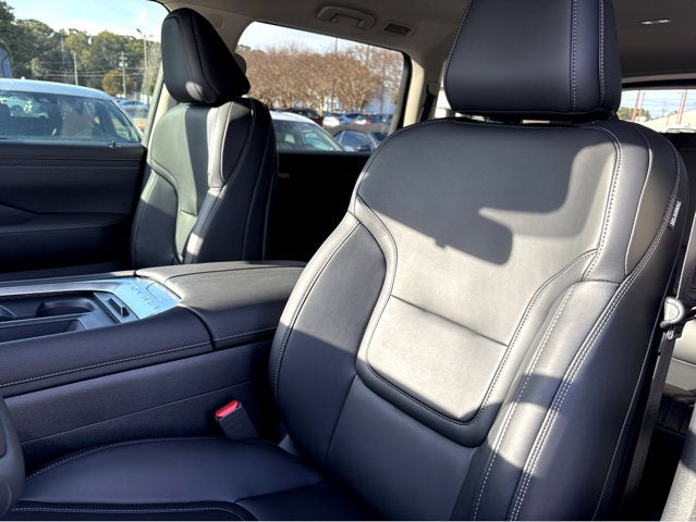 2026 Nissan Armada SV