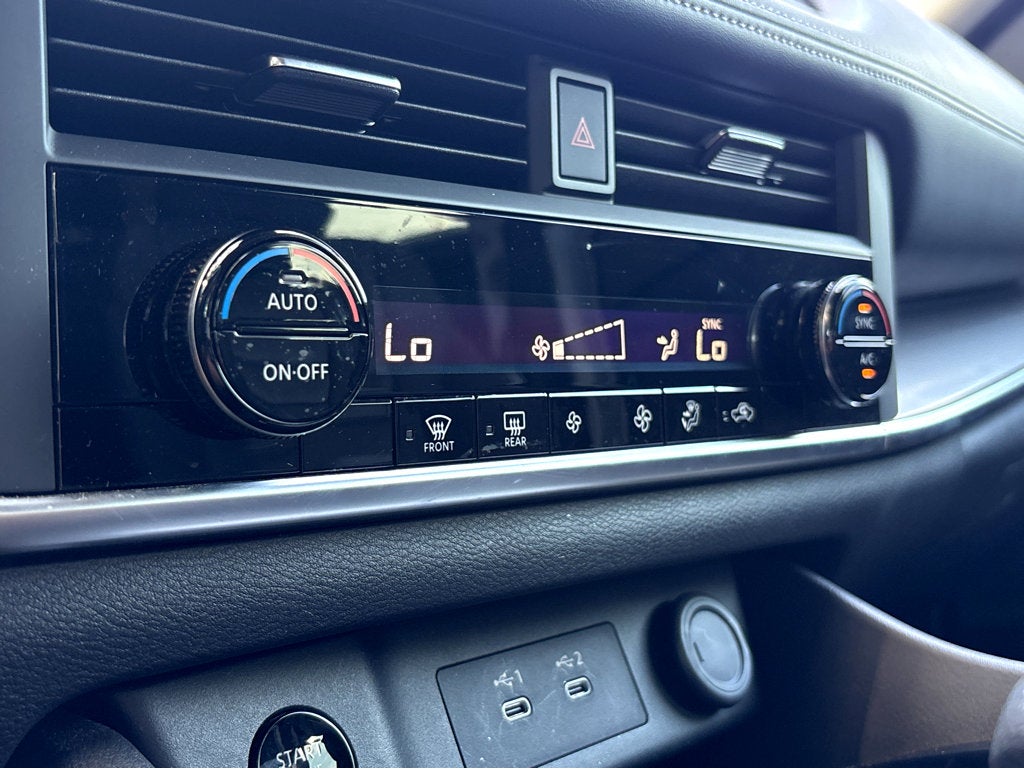 2025 Nissan Rogue SV