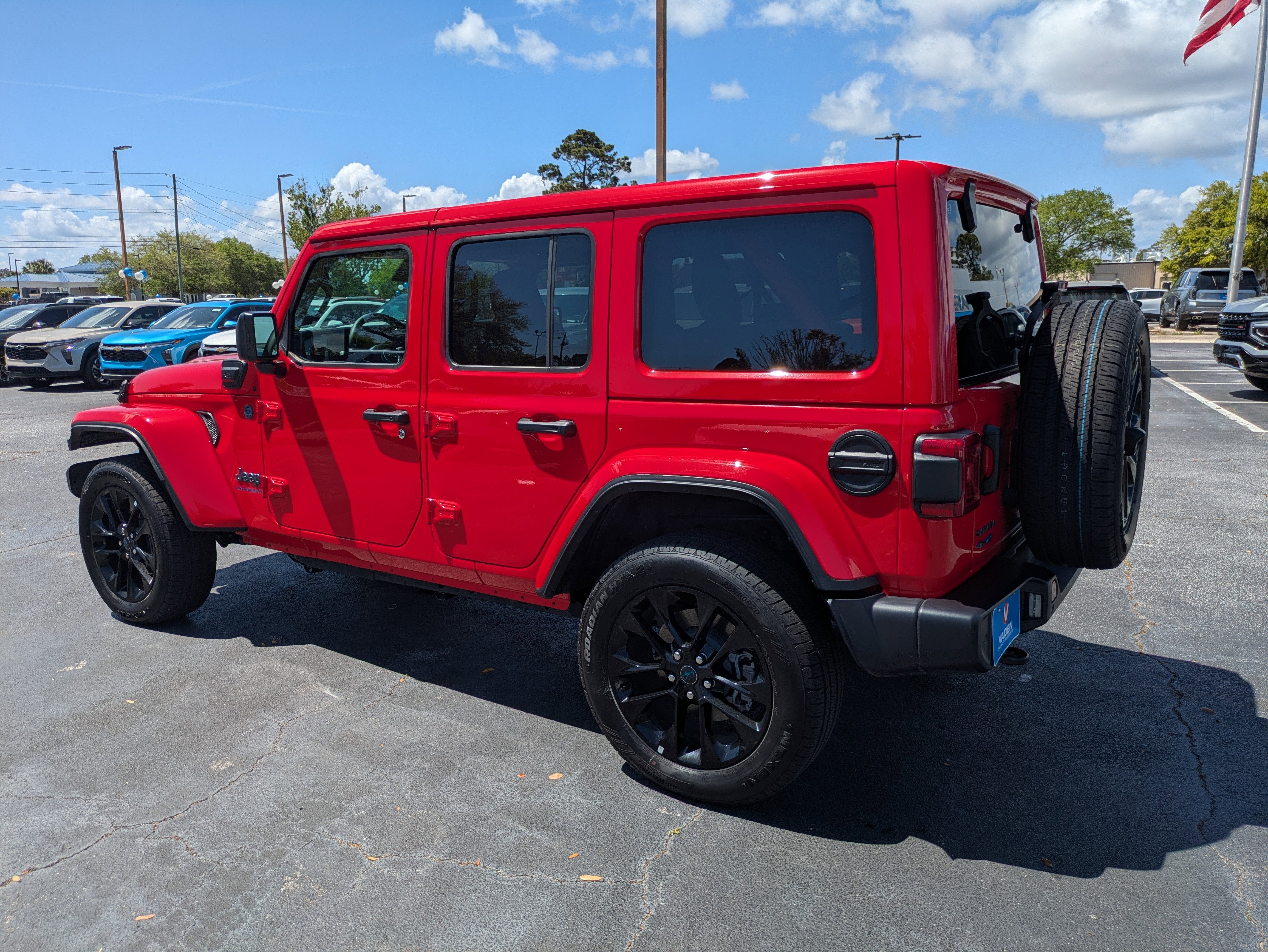 2025 Jeep Wrangler 4xe Sahara