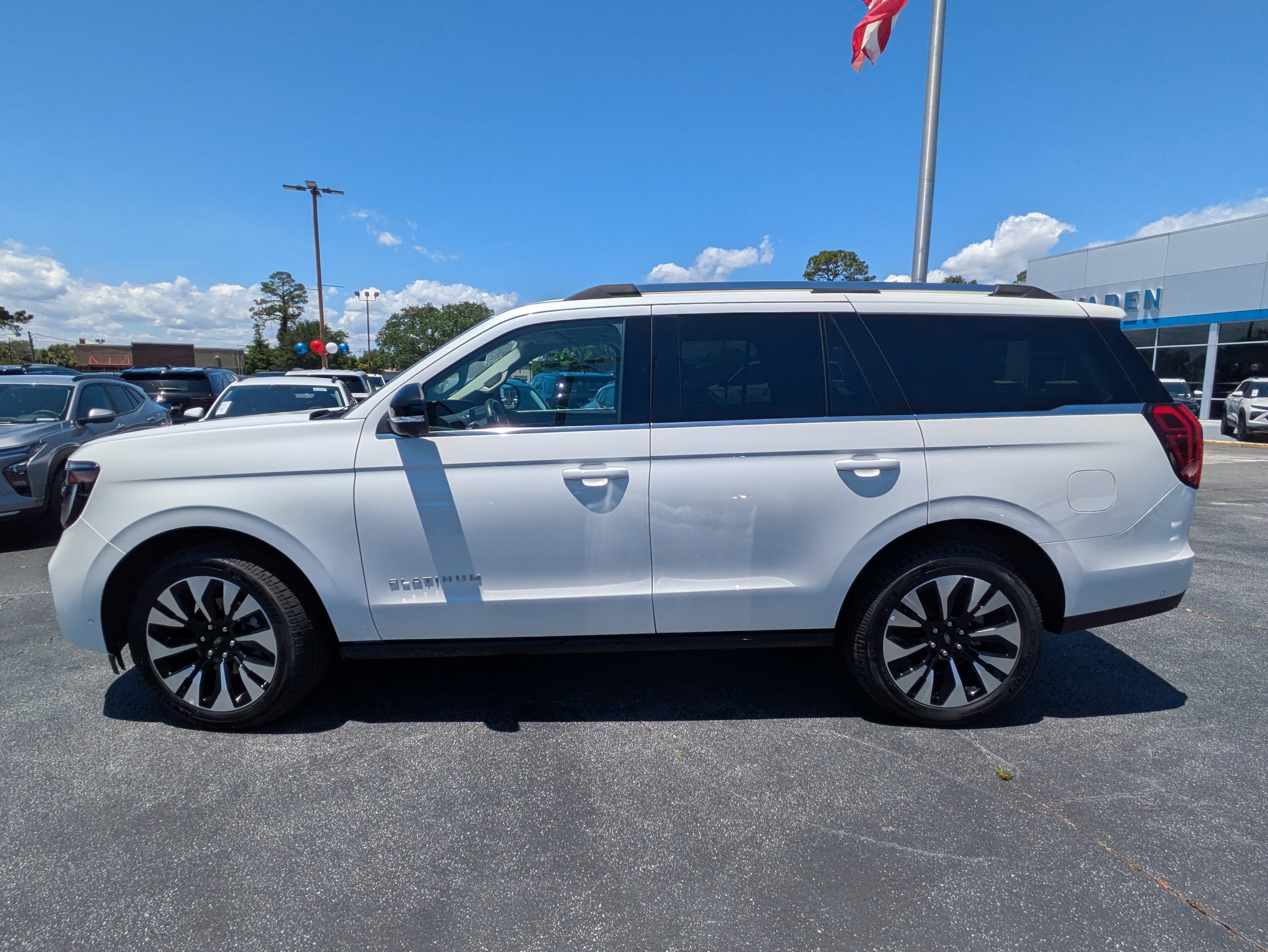 2025 Ford Expedition Platinum