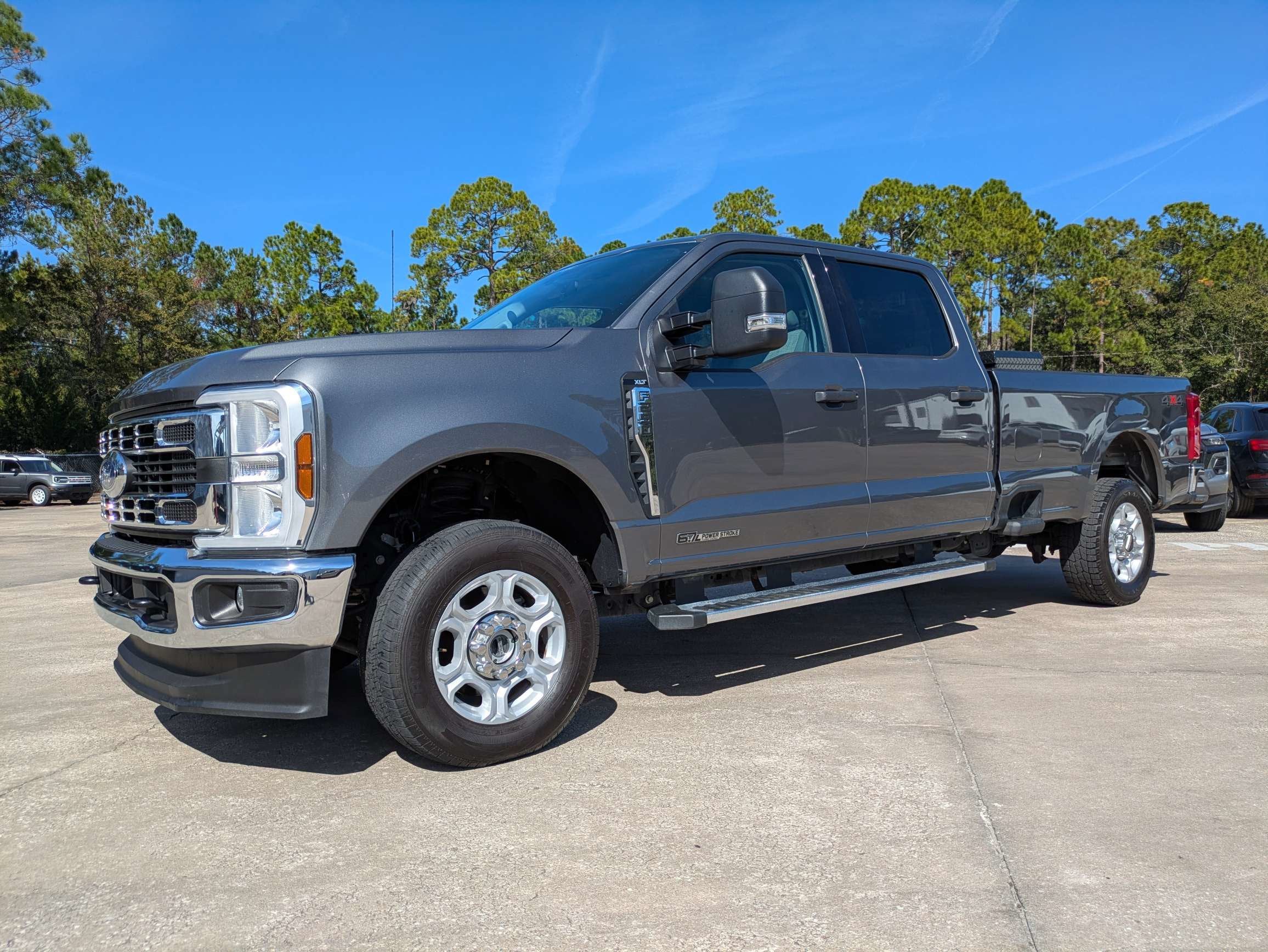 2025 Ford Super Duty F-250 SRW XLT