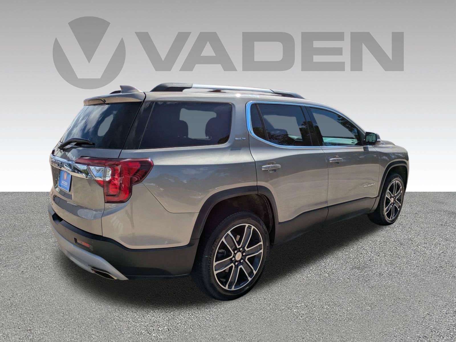 2022 GMC Acadia SLT